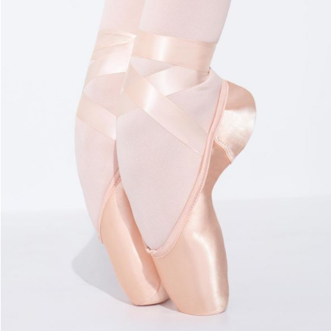 Capezio 1130 Airess Pointe Shoe - Broad Toe - # 5.5 Shank