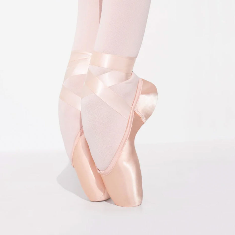 Capezio Airess Pointe Shoe #7.5 Shank Tapered Box