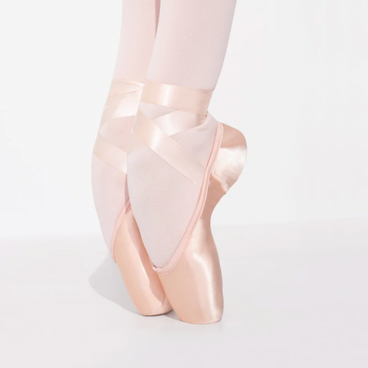 Capezio Airess Pointe Shoe #7.5 Shank Tapered Box