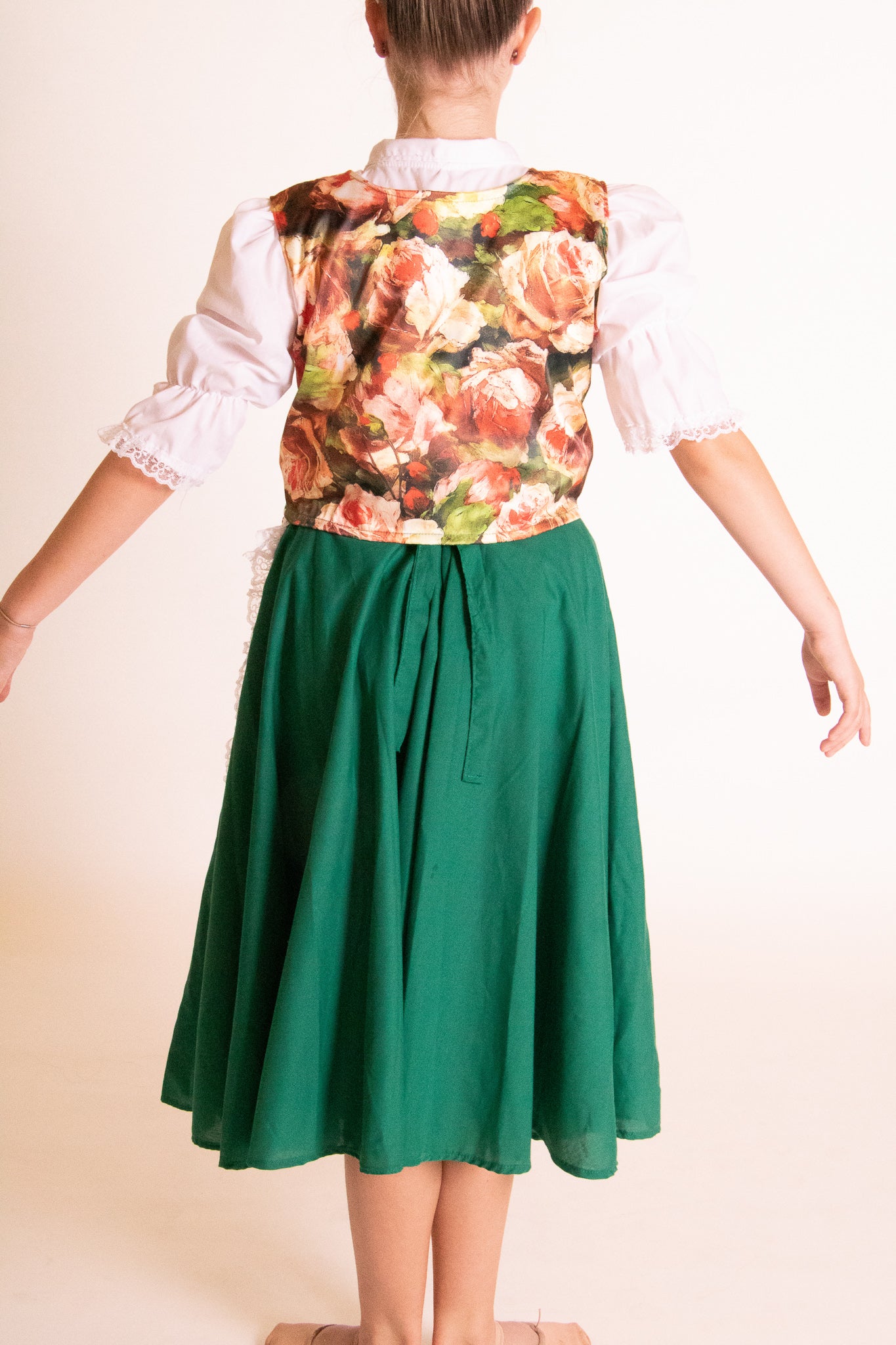 National Character Costume Green